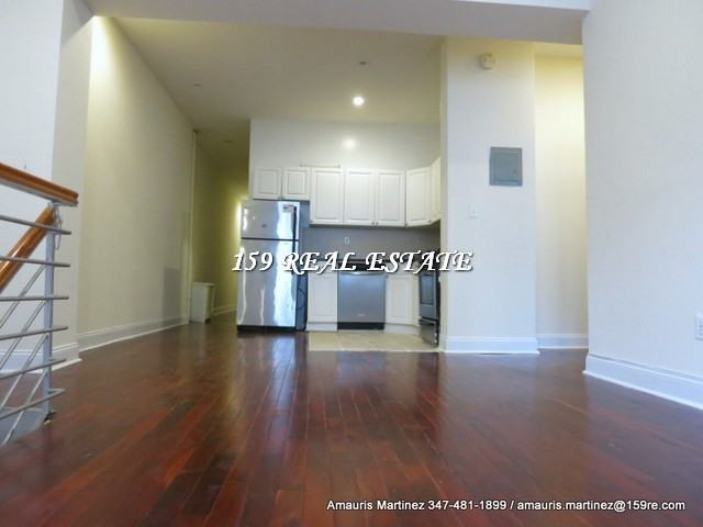 Fort Washington Ave & West 171st St