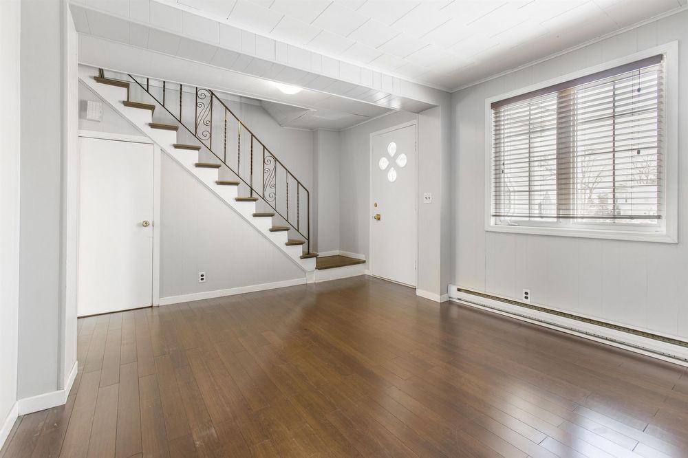 46 Dorchester St - Photo 2 of 11