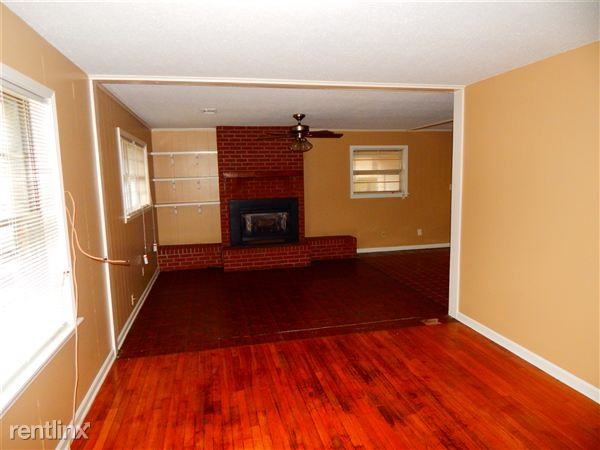 302 Lafayette St - Photo 2 of 10