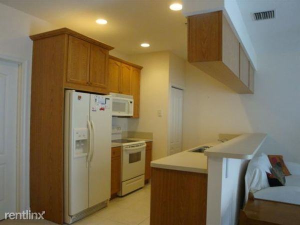 11973 Sturbridge Ln - Photo 2 of 4