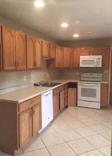 35 Chippendale Cir - Photo 2 of 6