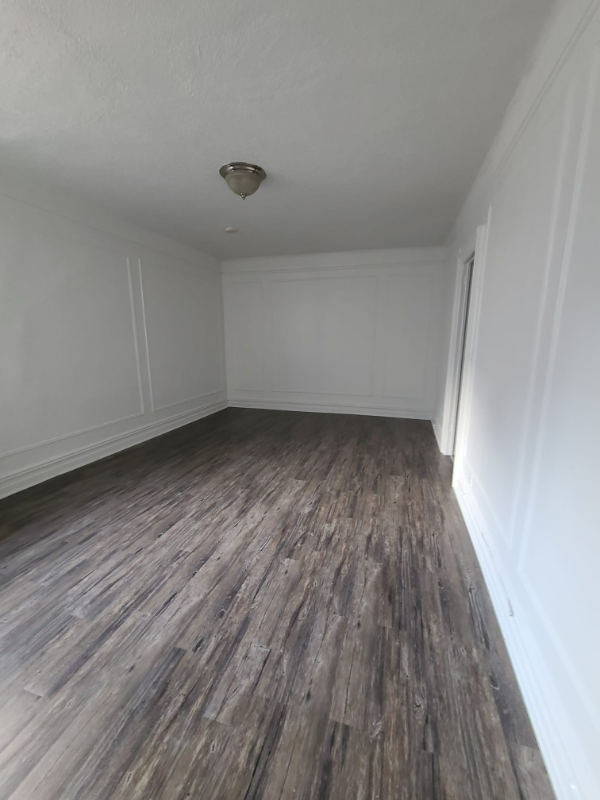 13 Locust Hill Ave - Photo 2 of 8