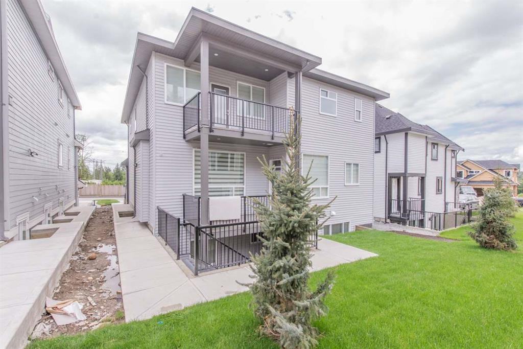 15441 76B Avenue - Photo 2 of 10