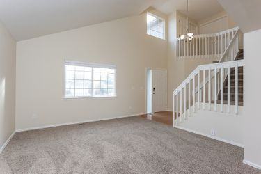 1214 N Davenport Ct - Photo 2 of 24