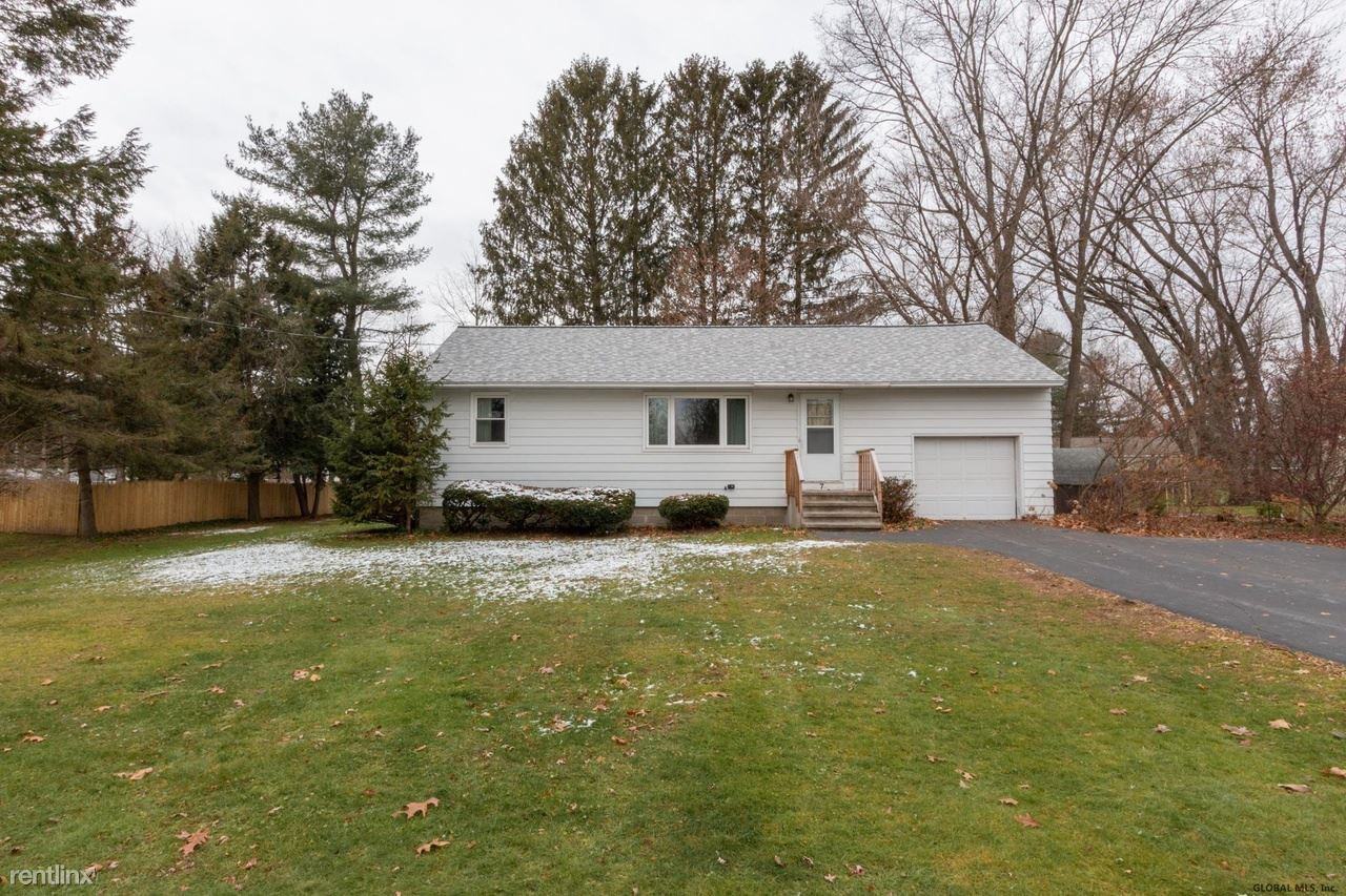 7 Tryon St - Photo 2 of 16