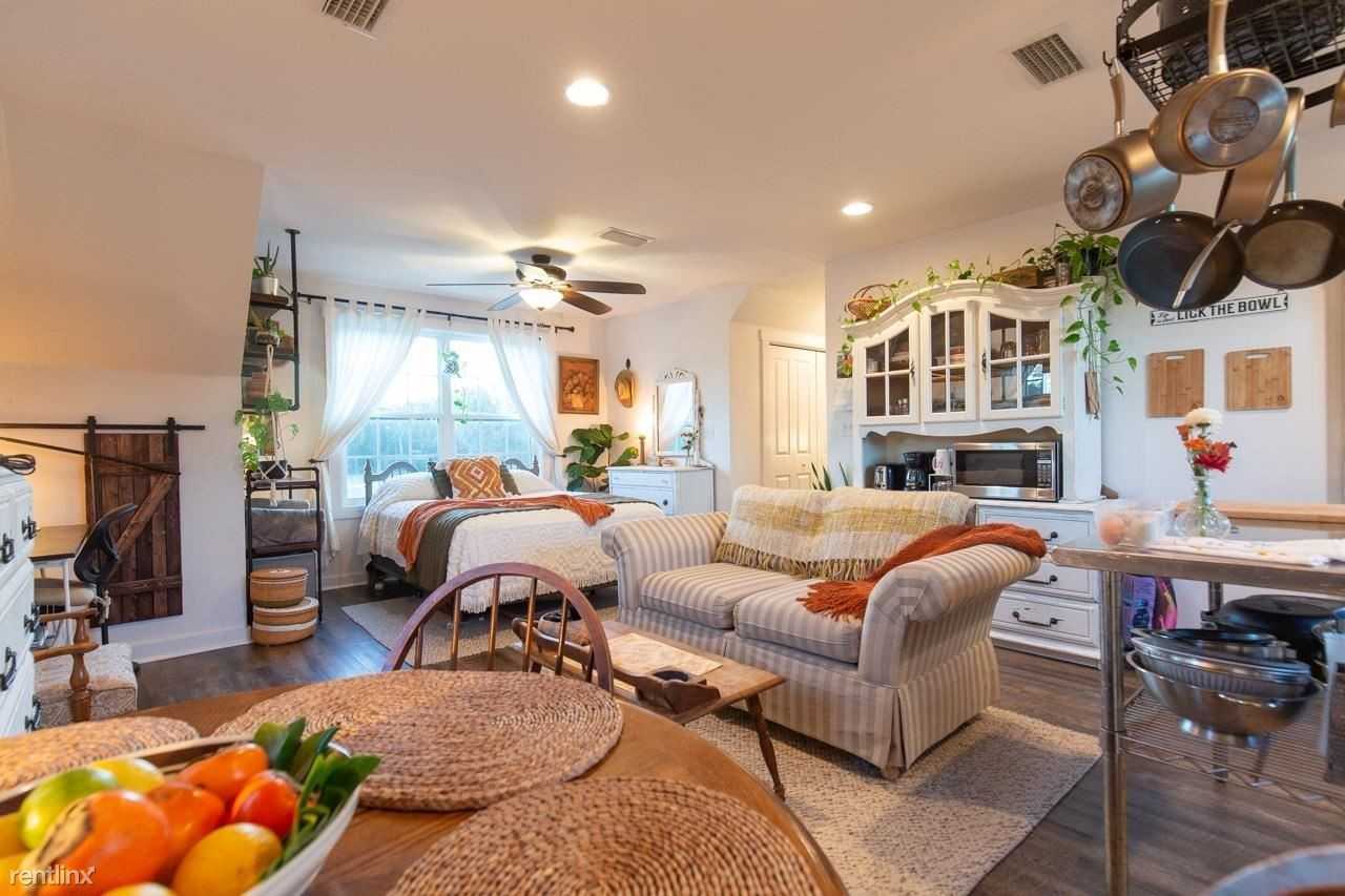 12022 Wadesboro Rd - Photo 2 of 29