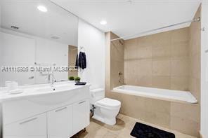 475 Brickell Ave - Photo 3 of 15