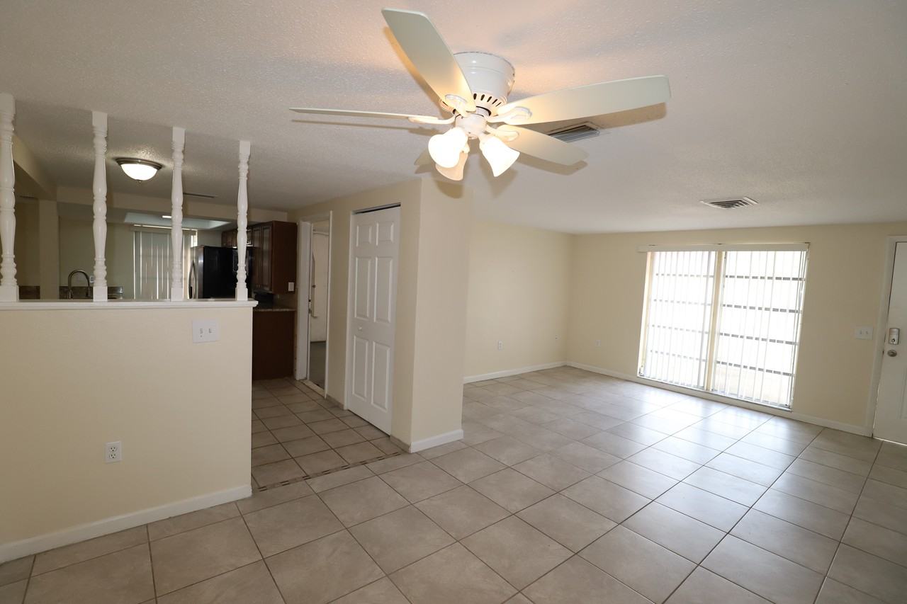6830 Tierra Linda St - Photo 3 of 16