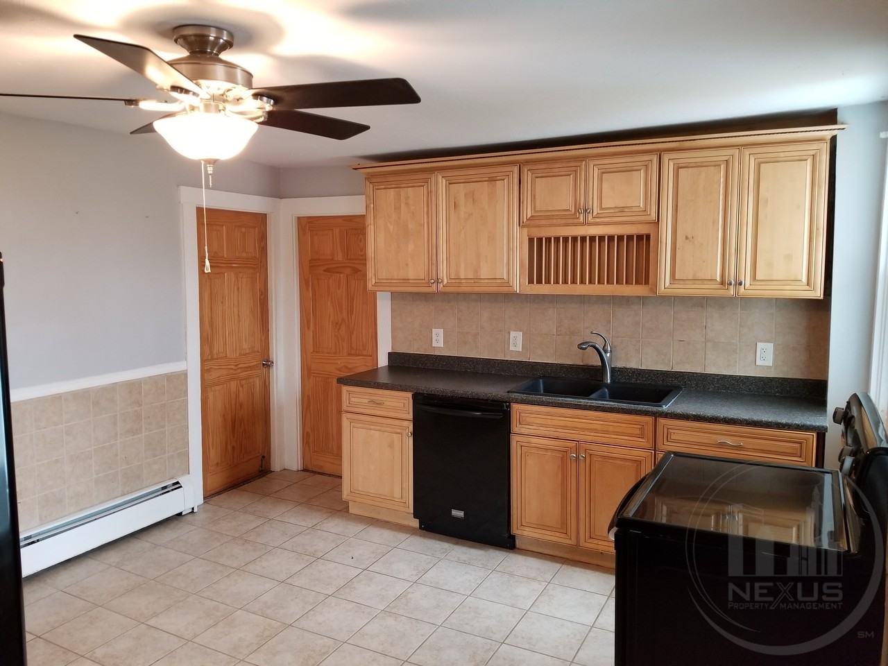 1573 Centerville Rd - Photo 3 of 12