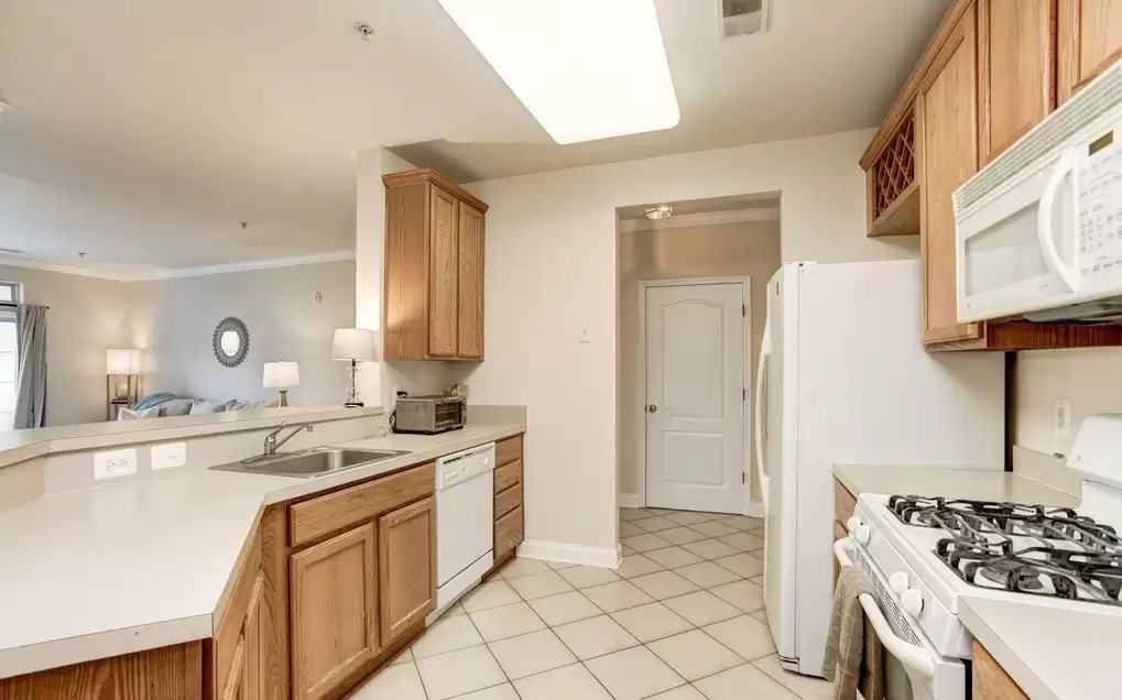 Clipper Ln #4 - Photo 3 of 14