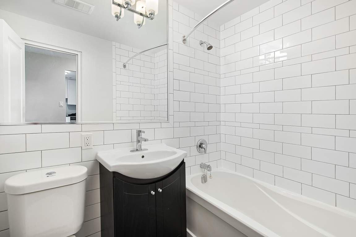 Port Credit - Photo 6 of 6