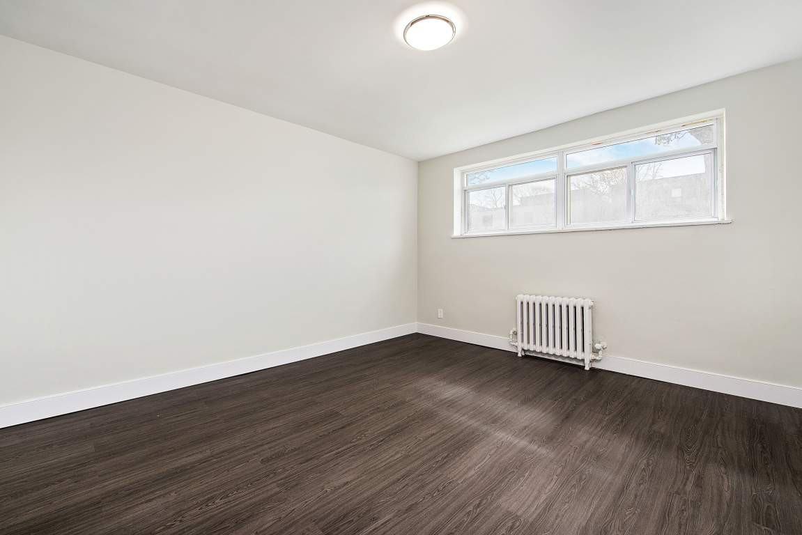 Port Credit - Photo 5 of 6