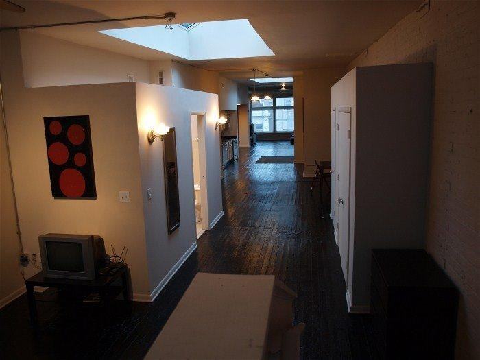 633 Main St - Photo 3 of 8