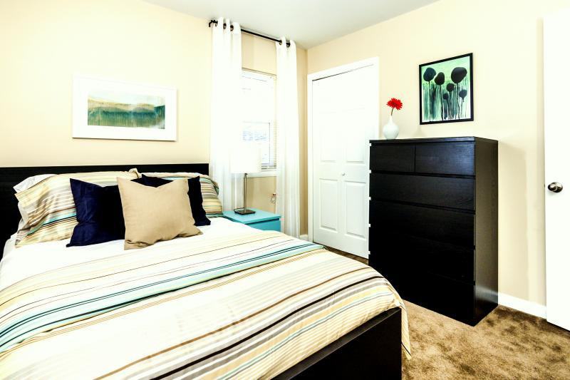 5108 Navahoe St - Photo 7 of 12