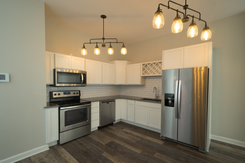 629 S 4th St #405 - Photo 2 of 14
