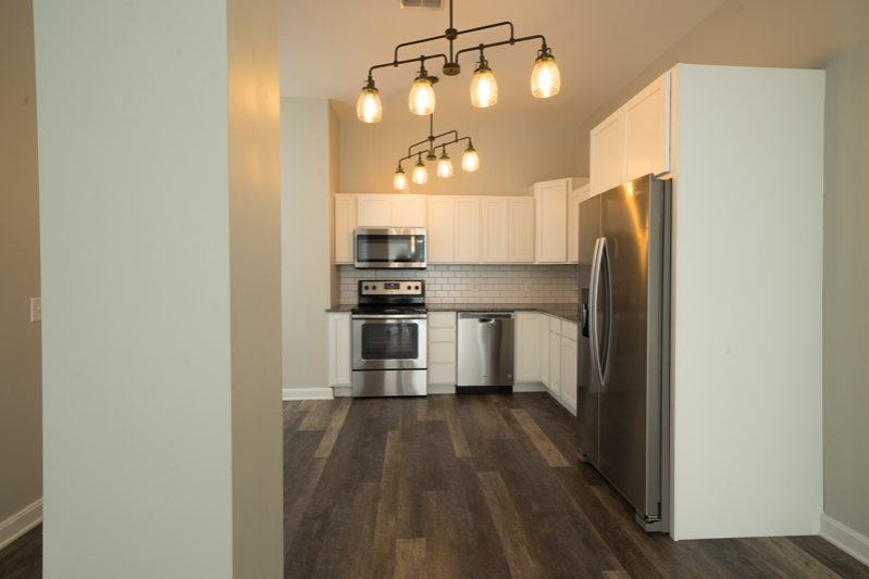 629 S 4th St #405 - Photo 3 of 14