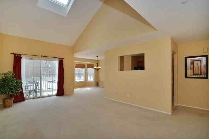 9 Whisper Way E - Photo 2 of 24