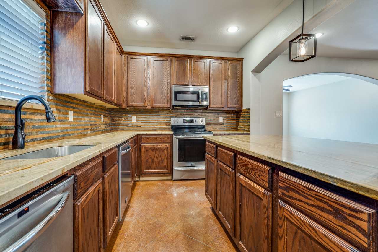 2714 Merida Ave #2714 - Photo 5 of 23