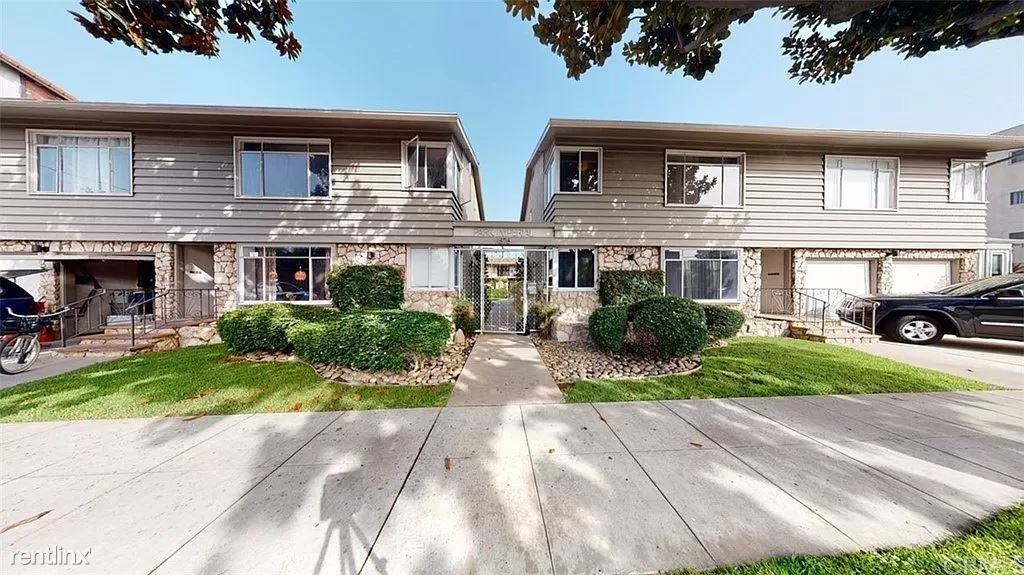 1575 E Appleton St #14