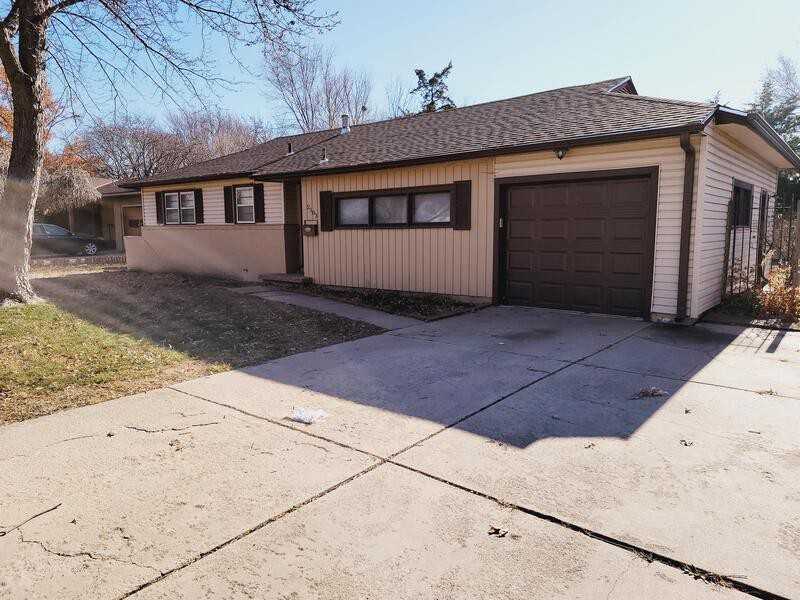 2103 W Columbine Ln - Photo 2 of 25