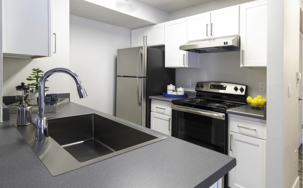 Maison's Landing Apartments - Photo 2 of 36