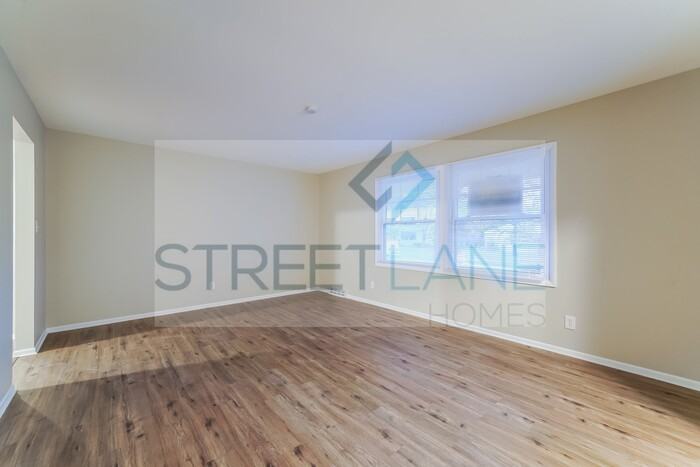 4163 Kenridge Dr - Photo 3 of 15