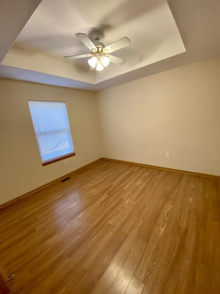 902 Mission Rd #902 - Photo 6 of 16