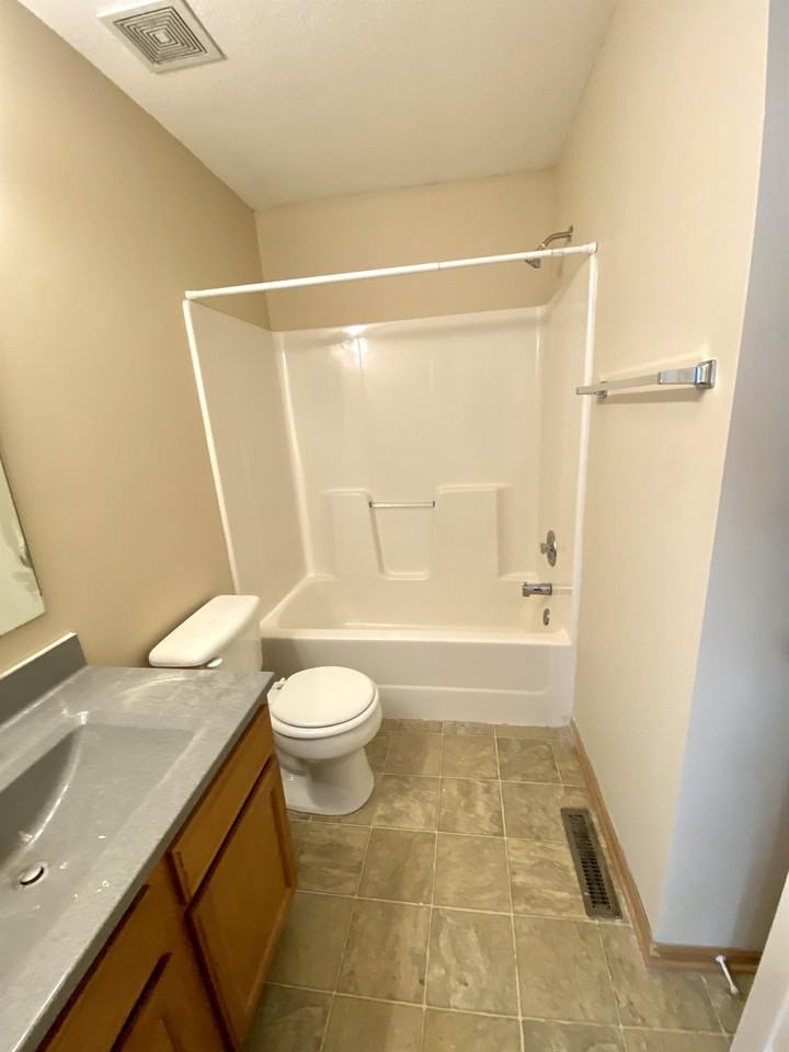 902 Mission Rd #902 - Photo 7 of 16