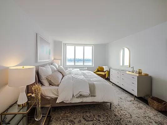 W 42nd St & 12th Ave #412 - Photo 2 of 9