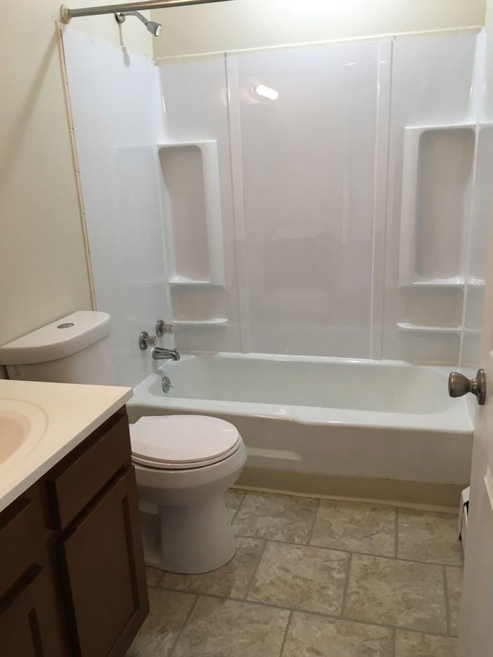 Park Site Manor Apartments - Photo 3 of 13