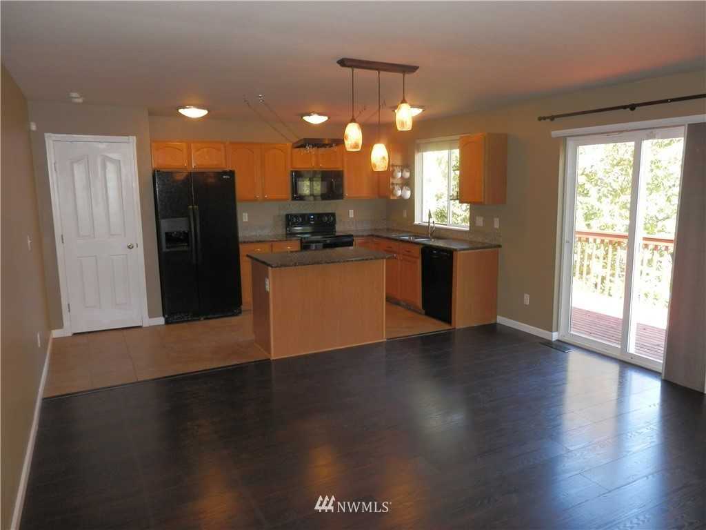 2149 Indigo Point Pl #1 - Photo 3 of 14