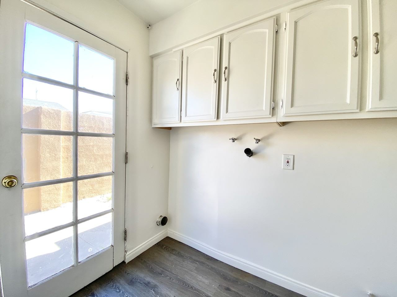 4538 W 167th St - Photo 3 of 13