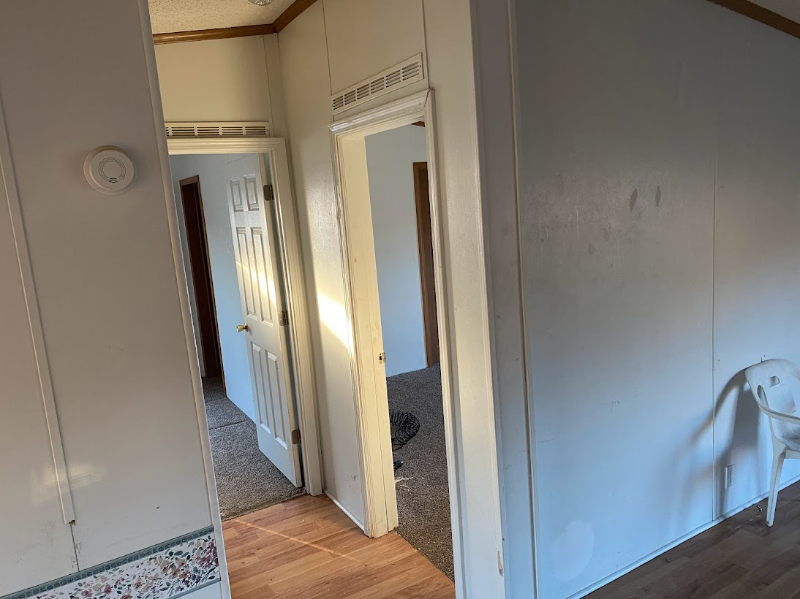 484 Shekinah Ln - Photo 7 of 11