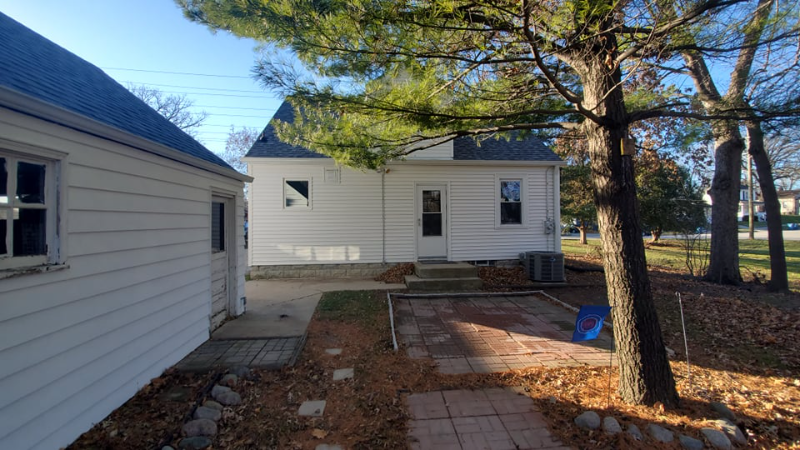 513 West Ave - Photo 2 of 11