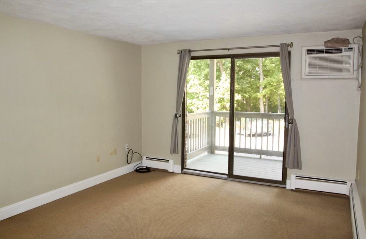 31 Andrew St #19 - Photo 3 of 15