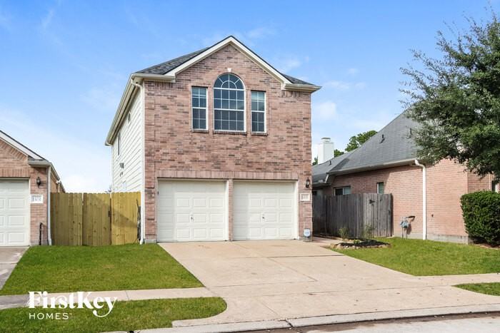 13035 Echo Landing Dr - Photo 2 of 15