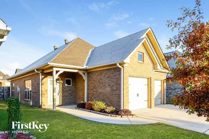 3580 Grand Central Ave - Photo 2 of 15