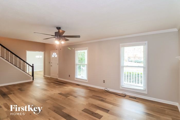 6320 Hillcrest Way - Photo 2 of 15