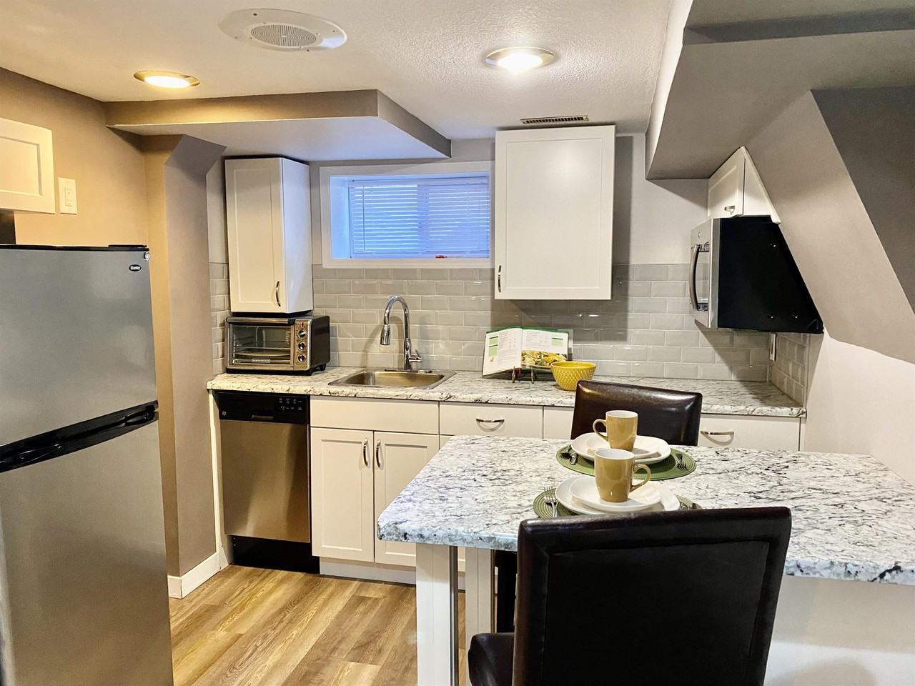 8228 93a Ave Nw #BS - Photo 7 of 20