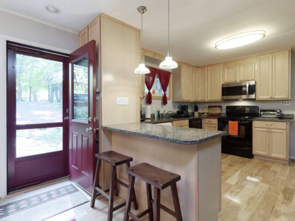 149 Williams Dr - Photo 4 of 50