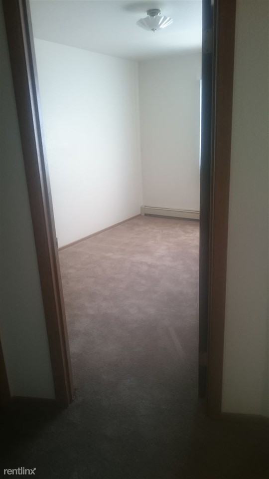 Liberty Square Apartments - Photo 3 of 15