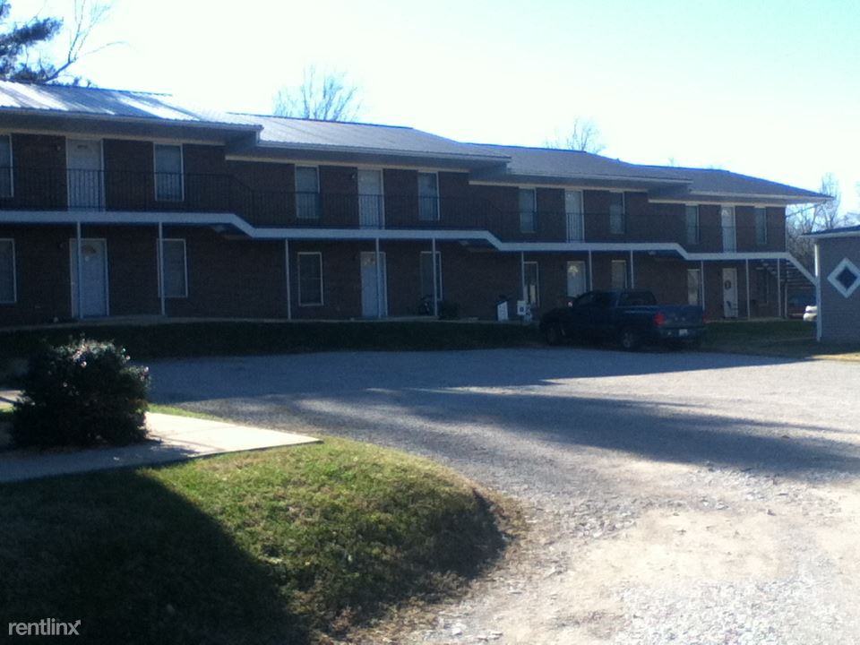 212 W Main St Apartments in Hodgenville, KY 42748 Zumper