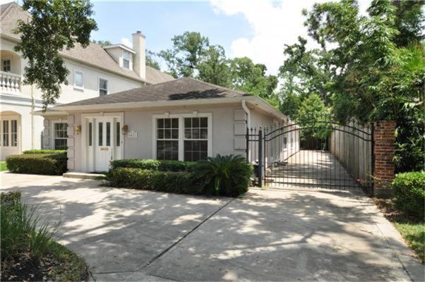 6421 Buffalo Speedway - Photo 2 of 13