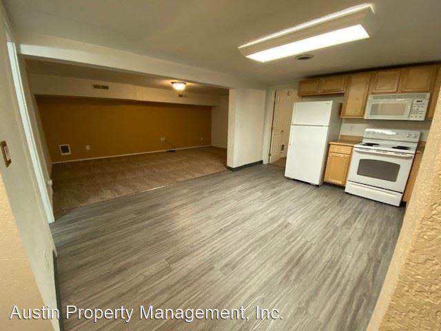 622 Nw Riverfront St - Photo 3 of 11