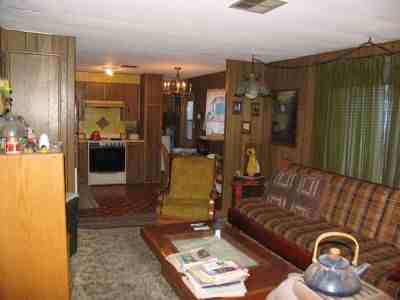 1517 Matlick Ln - Photo 3 of 13