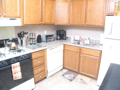 2098 Butler Pike - Photo 2 of 4