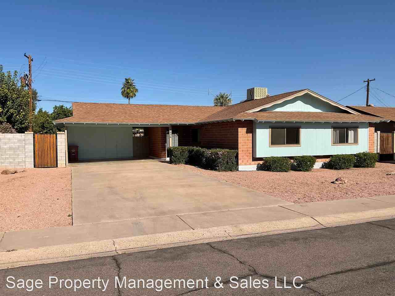 8436 E Cambridge Ave - Photo 2 of 13