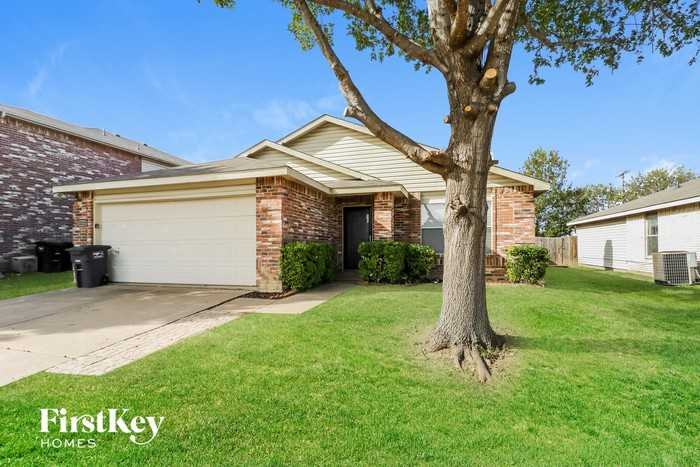 12112 Worchester Dr - Photo 2 of 15