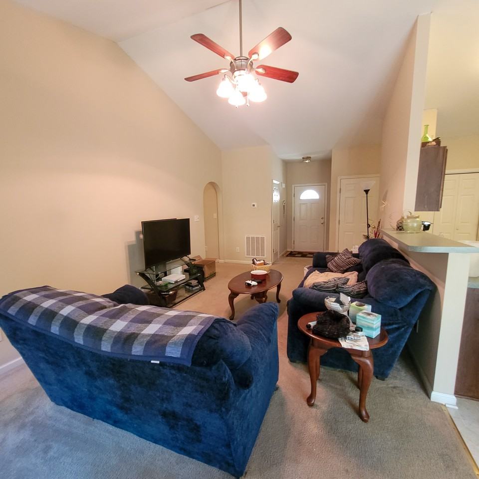 2517 Ferndown Ct - Photo 5 of 20