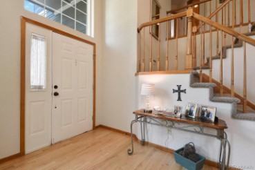 10110 Flagstone Way - Photo 3 of 40